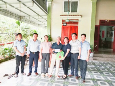 TƯỞNG NHỚ VÀ CÁC ANH HÙNG LIỆT SĨ, THƯƠNG BINH NHÂN NGÀY 27/7