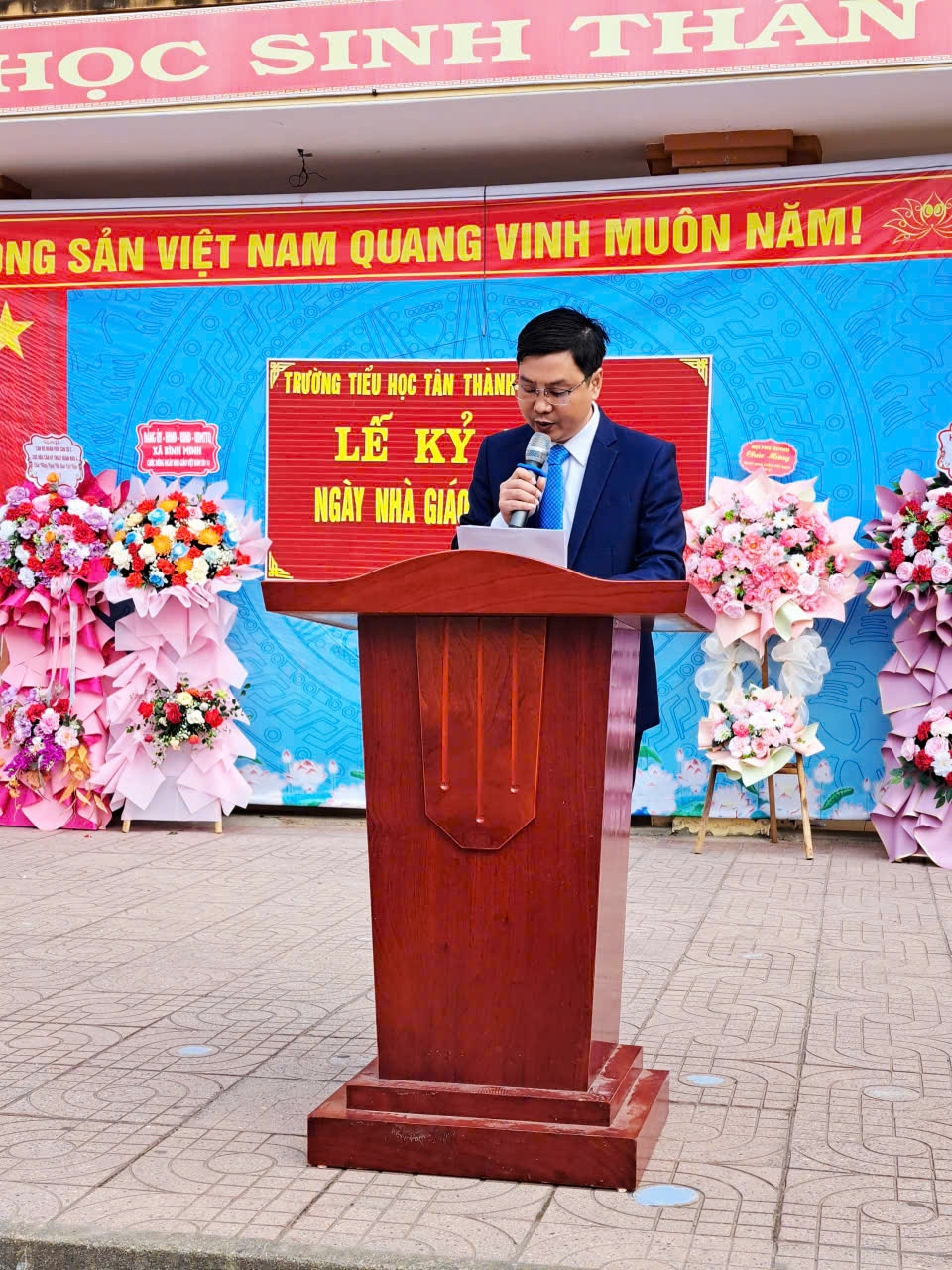 z7244212174942 a9b624f8f7e1c3067a6c4eaa095a64fb