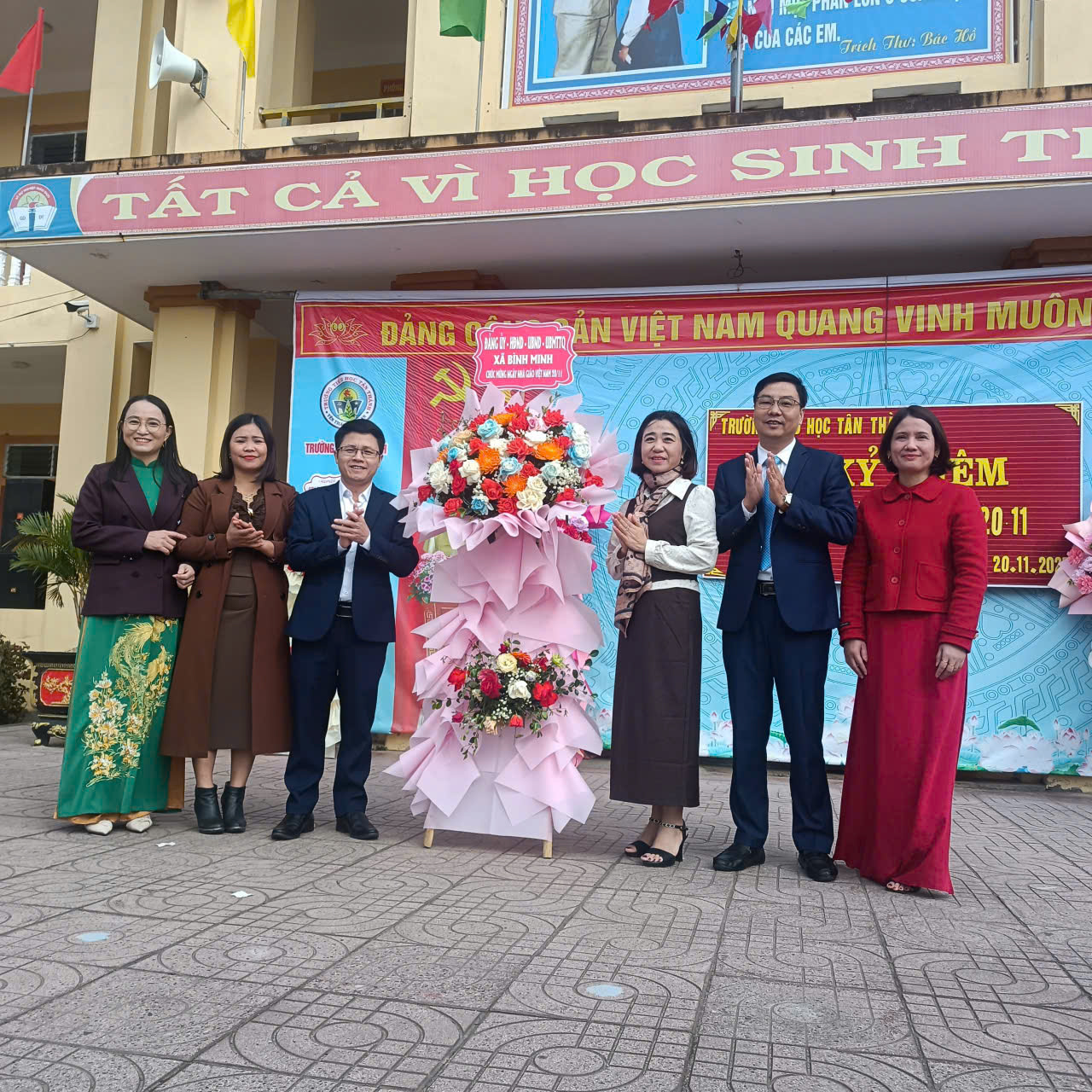 z7249576521504 6130fe11dbdfefa356f91fe3ff0a2680